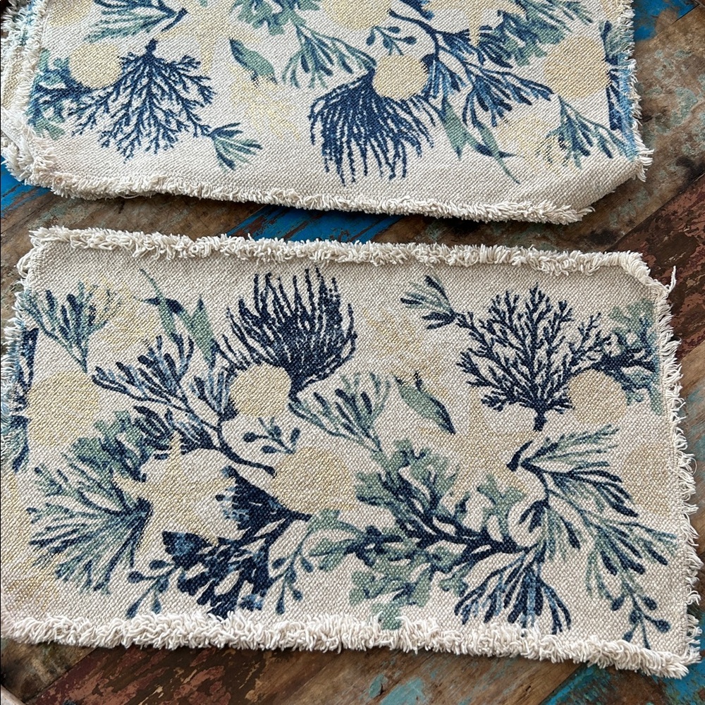 Tommy Bahama Kelp + Sea Shells Fringed Placemats Set of 5 Gold & Blue on Tan - Picture 9 of 11